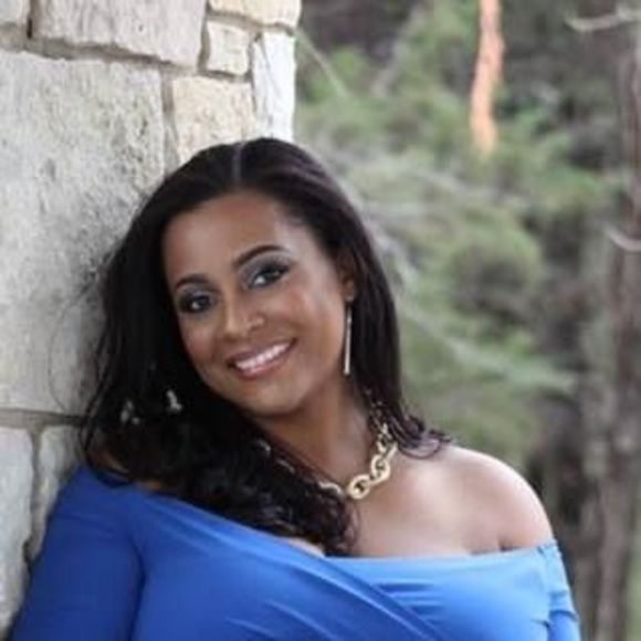 Meet your Posher, Tangi - Picture 1 of 1